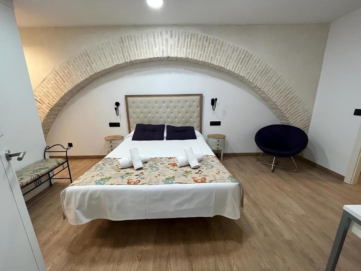 Apartamentos Living Sevilla Centro Maestranza Sevilha Exterior foto